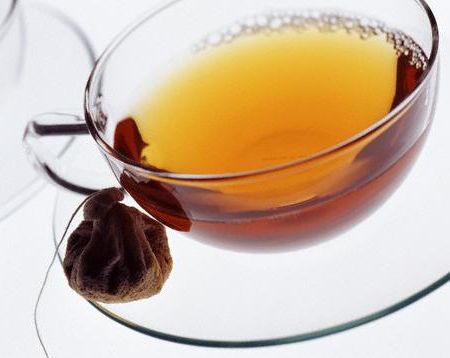 cana cu ceai de paducel, remediu impotriva bolilor de inima