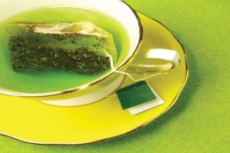 Ceaiul verde si sucul de fructe ne scapa de bolile cardiace