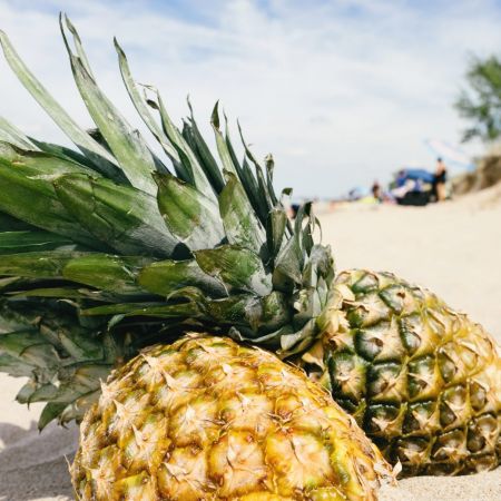 Cocktail cu rom si suc de ananas