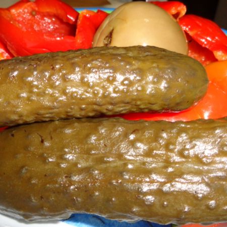 Supa de pui cu castraveti murati 