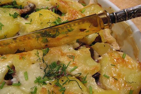 Ciuperci gratinate la cuptor cu marar