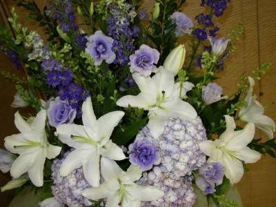 Lisianthus, frumoasa in gradina si casa