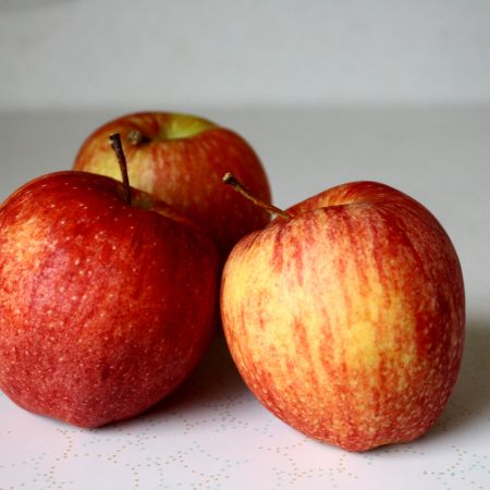 Smoothie cu mere si fructe de padure pentru un sistem imunitar puternic