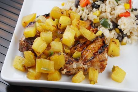 Rulada cubaneza din cotlet de porc cu ananas