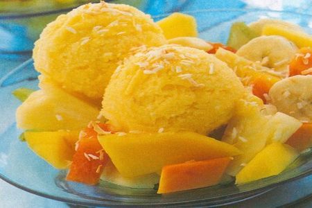 Sorbet parfumat de mango cu sos de ciocolata