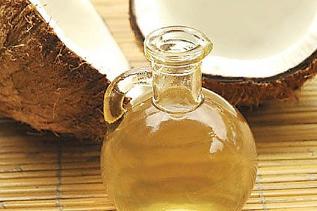 6 ingrediente naturale folosite in produsele de ingrijire a parului 